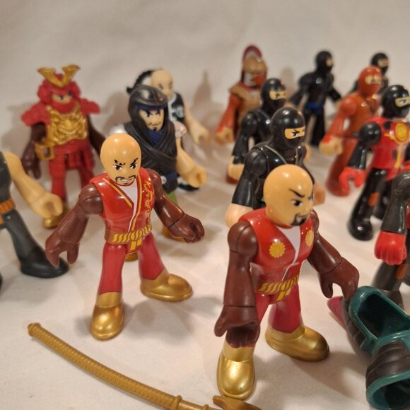 Imaginext Ninja Samurai Warrior 16 Figure Lot 11 Weapons Accessories - Picture 3 of 16